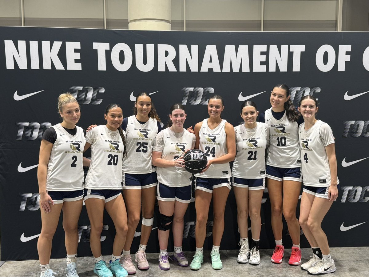 HanlonMcki40672's tweet photo. New Orleans TOC Champions at 4-0!  Lets Go Relentless 17u!! https://t.co/IRyMWM87MG