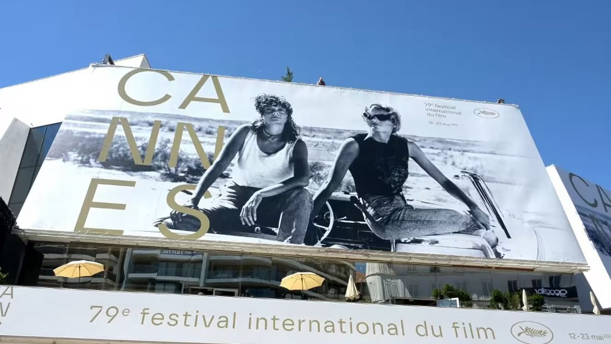 destinationcine tweet picture