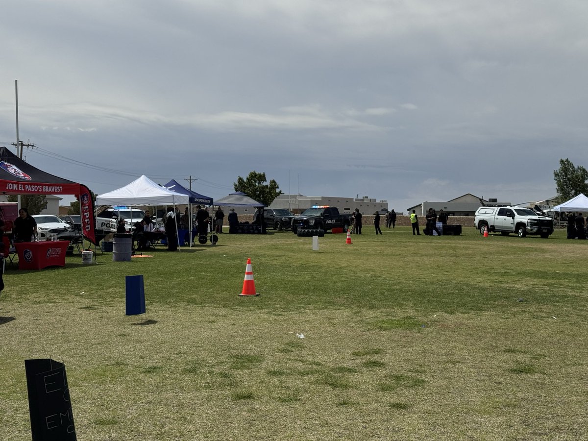 PSolisIII's tweet photo. A huge thank‑you to all of El Paso’s first responders and public safety professionals for supporting the first @SocorroISD CTE Career Expo at Eastlake High.
Your service, mentorship, and commitment to our students make a lasting impact. We’re grateful for all you do!
#TeamSISD https://t.co/BH9F3GO4i4