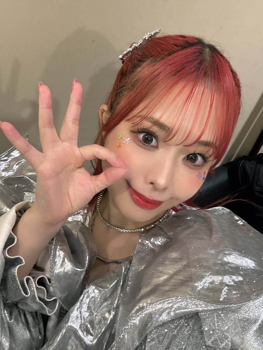 halu_philosophy's tweet photo. セミファイナル大阪🐙
またすぐ会えて嬉しかったよ
いっつも最高のグルーヴをありがとう！
ライブ後しばらくYogiboから起き上がれなかった人より、、、🤦🏻ほんまやで⭐︎

#フィロのス_ラストツアー https://t.co/7l6Rj3ykUC