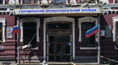 Grafffffin's tweet photo. @ReutersWorld А про Старобельск не хотите рассказать? Там ваши ручные минипиги разбомбили колледж. На данный момент погибших детей уде 18 человек. https://t.co/NlnCqzyu2b