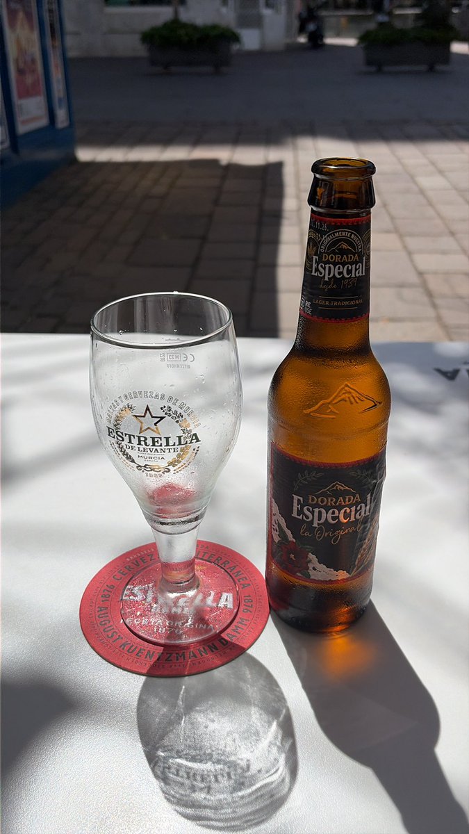 vferbarr's tweet photo. Adelantándonos al día de Canarias 🇮🇨 

@cervezadorada a https://t.co/IVKp0aLE9z