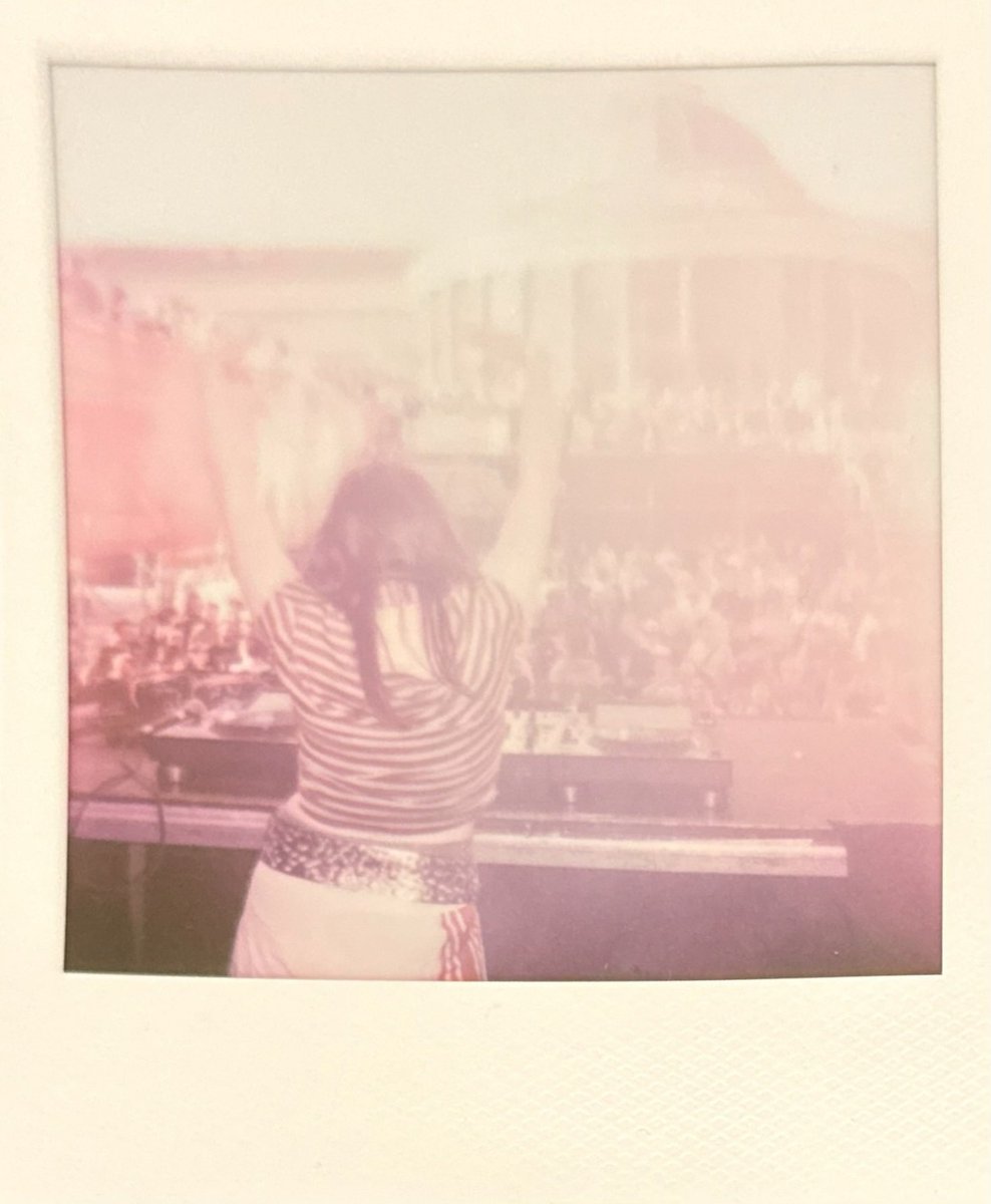 DORIANELECTRA's tweet photo. thank u brussels🎼🎧🎛️🎚️🎵 berlin party tonight, cologne show tomorrow.

some tix left: https://t.co/gQlB7QC9T2 https://t.co/G7Rj1zZAvB
