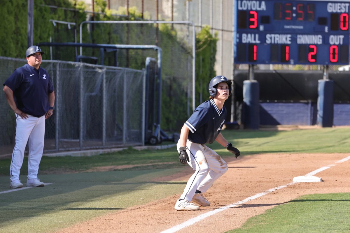 SheridanReport's tweet photo. A ‘97 CIF champion is making another run in CIF playoffs:
-Damien ‘97 DH and current Loyola 3B coach Gabe Veloz and the Cubs advanced to the D2 semis yesterday with a 3-0 win at Alemany 
-@LoyolaBSB will host Foothill (defeated Yucaipa 3-1) on Tuesday for a spot in the finals 
-more on Gabe (the author of a 31-game hitting streak at New Mexico State) on Monday 
*I’ll share a couple Veloz stories that I’ve never shared previously