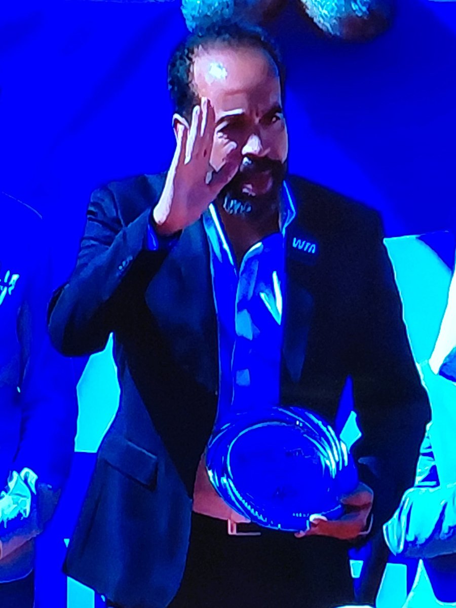 atvfriend's tweet photo. Local Celebrity who received a big applause 👏 from the crowd, receives another 🏆 Kader Nouni 🇫🇷 maybe he will be in the 💺 2️⃣ weeks from now in Paris @enricomariariva @PZanollo 🥳🥳🥳🥳
#IS26 #WTAStrasbourg #UmpNews https://t.co/8WjTYNVXZa