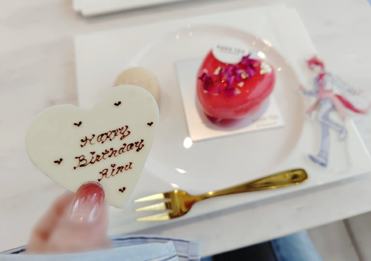 le1hy_'s tweet photo. ⠀
⸜ ㊗️ᕀᐩ ⸝
#莉犬くん誕生祭2026

「何気ない」日々をこれからも一緒に。お誕生日おめでとう🌸🕊
⠀ https://t.co/UDzNeAApOy