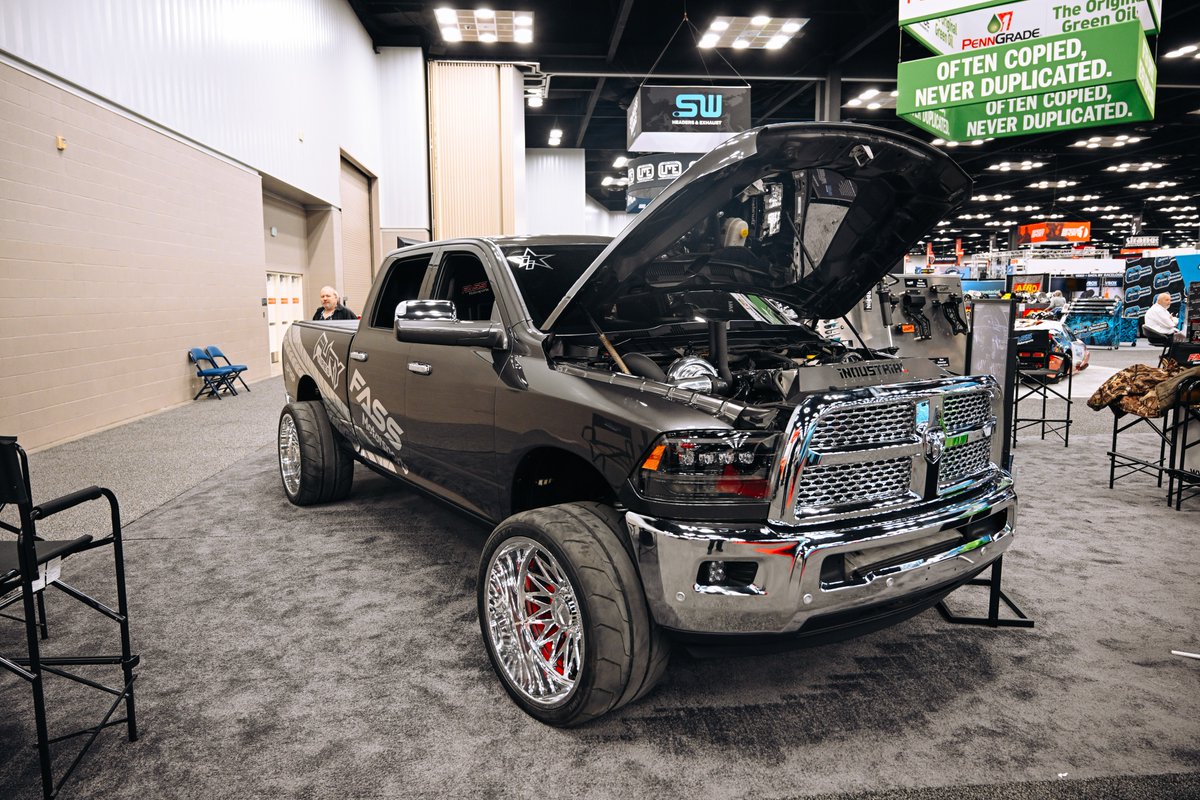 Performance Racing Industry tweet media