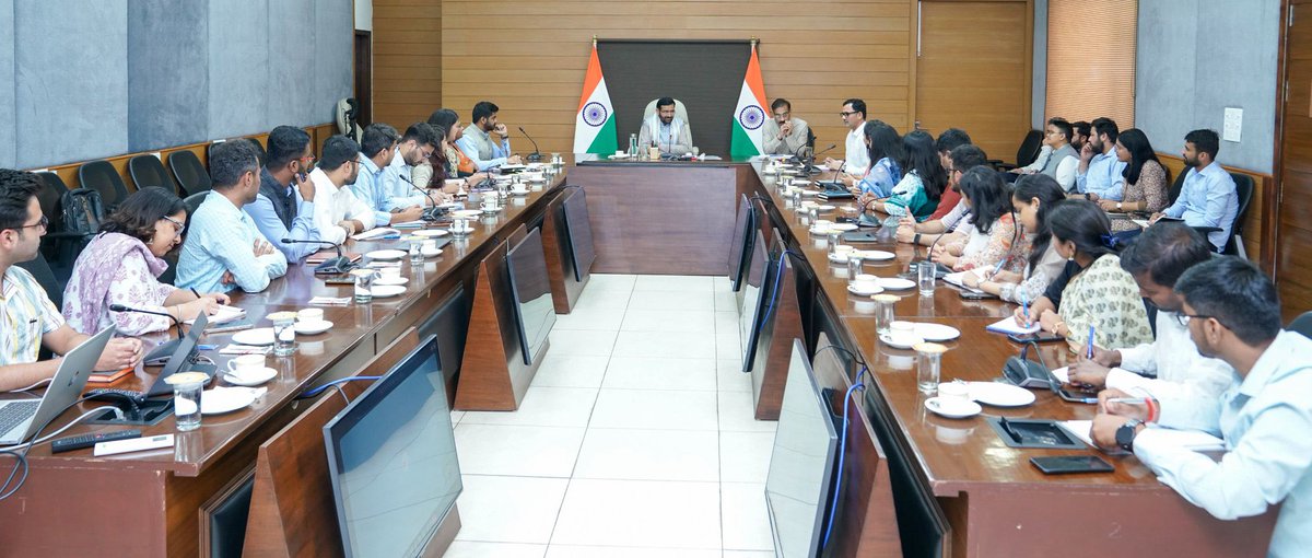 Dr. Yashpal Yadav IAS tweet media