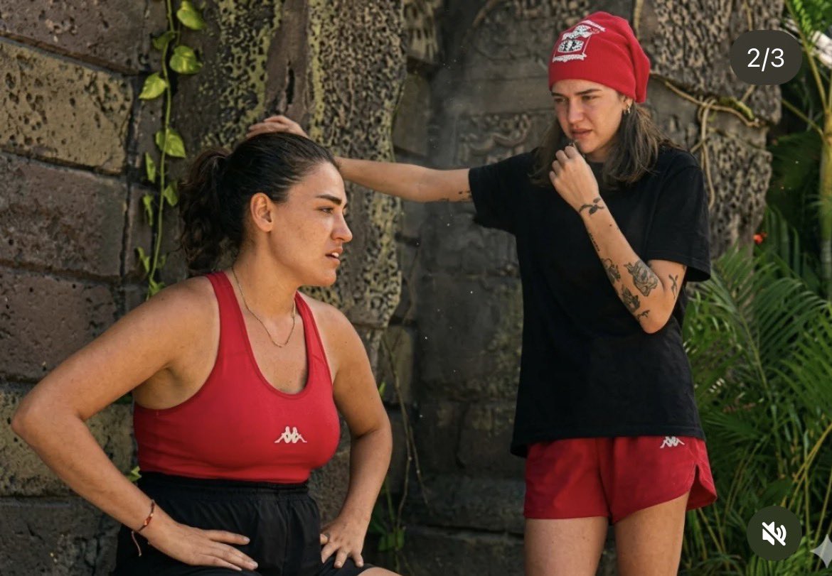 aggelinaFlorop3's tweet photo. Meryem & Dilan ablanin dostluğu çok özledim yaaa❤️🎂🥹 #meryemboz #mbfc #survivor2026 🫶🏼 @13Mrymboz @dilancitak ❤️ https://t.co/pFJubgnJho