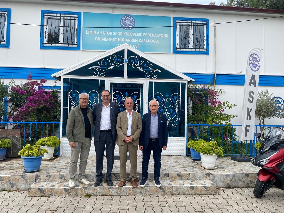 taskk_1980's tweet photo. Genel Başkan @sneraydin0055 beraberinde Genel Bşk V. @RemziAy42 Genel Sekreter @A_Albunar ile birlikte İzmir ASKF Başkanı Efkan Muhtar’ı ziyaret etti.
@taskk_1980 https://t.co/CNkV6SR9hS