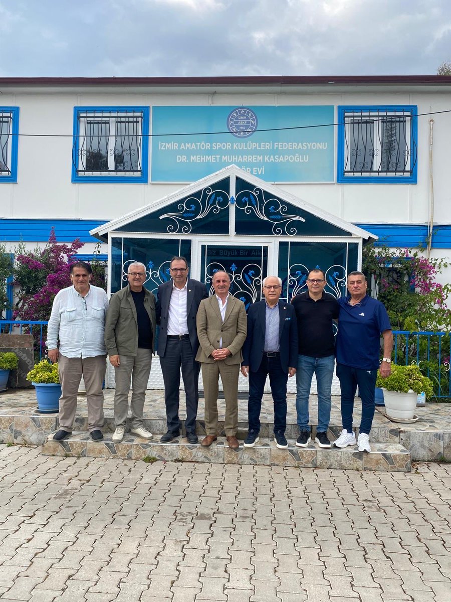 taskk_1980's tweet photo. Genel Başkan @sneraydin0055 beraberinde Genel Bşk V. @RemziAy42 Genel Sekreter @A_Albunar ile birlikte İzmir ASKF Başkanı Efkan Muhtar’ı ziyaret etti.
@taskk_1980 https://t.co/CNkV6SR9hS