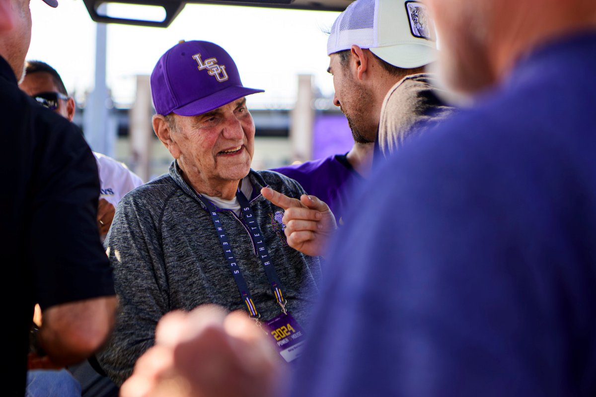 LSU Baseball tweet media