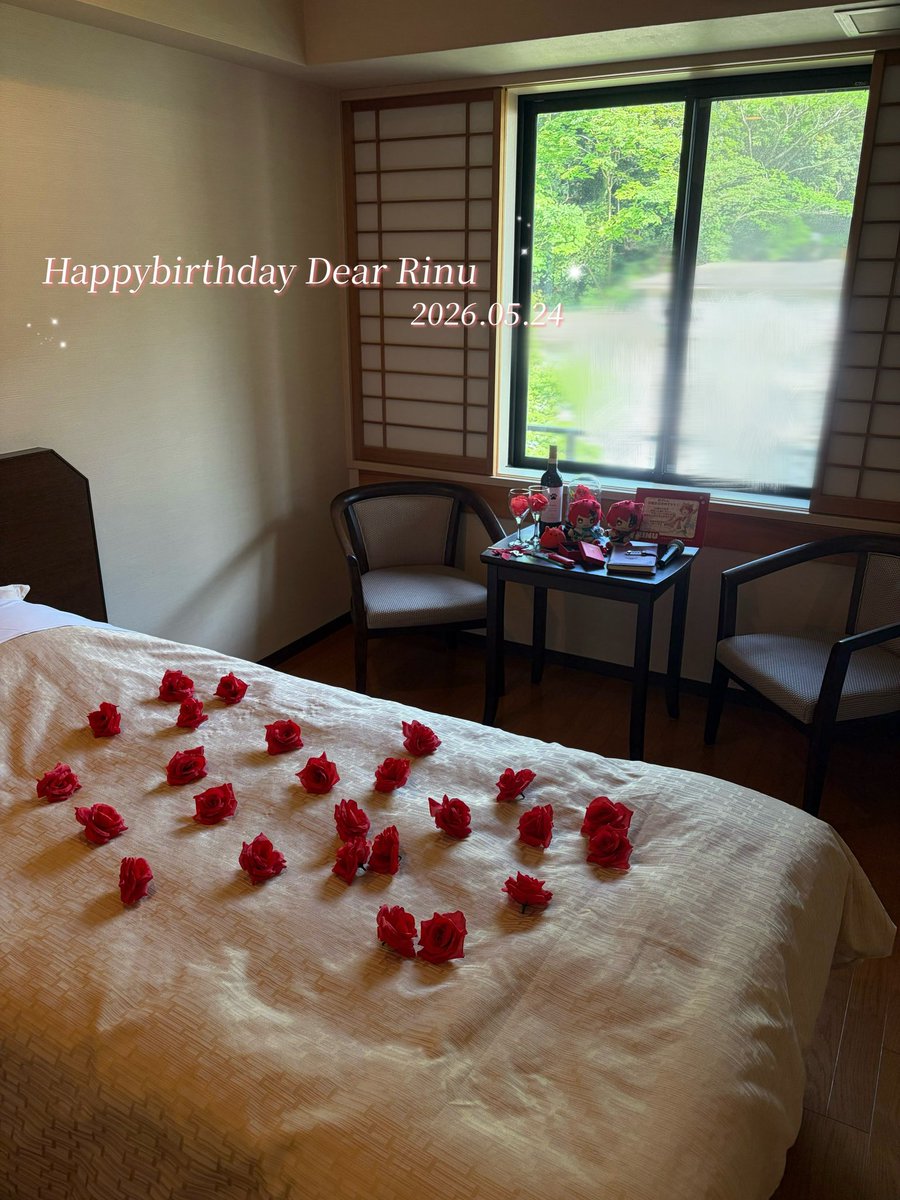 Kiitigo_07's tweet photo. 莉犬くん お誕生日おめでとう！🎂📕ྀི🐾

この世界に生まれてきてくれて
全力で今日を重ねてきてくれて
沢山の道の中から選び続け生きた その先で
今日もまた この場所を選んでくれて
本当にありがとう💐

心の底から大好きです🐶❤️☀️

#莉犬くん誕生祭2026 #莉犬くん誕生日 https://t.co/NBvgZ7GFAr