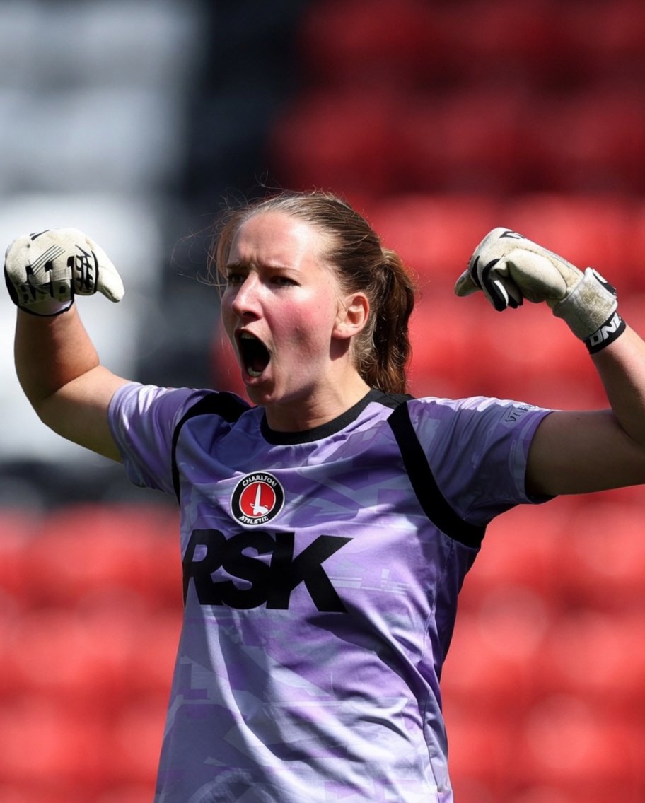 The Women's Football Chat tweet media