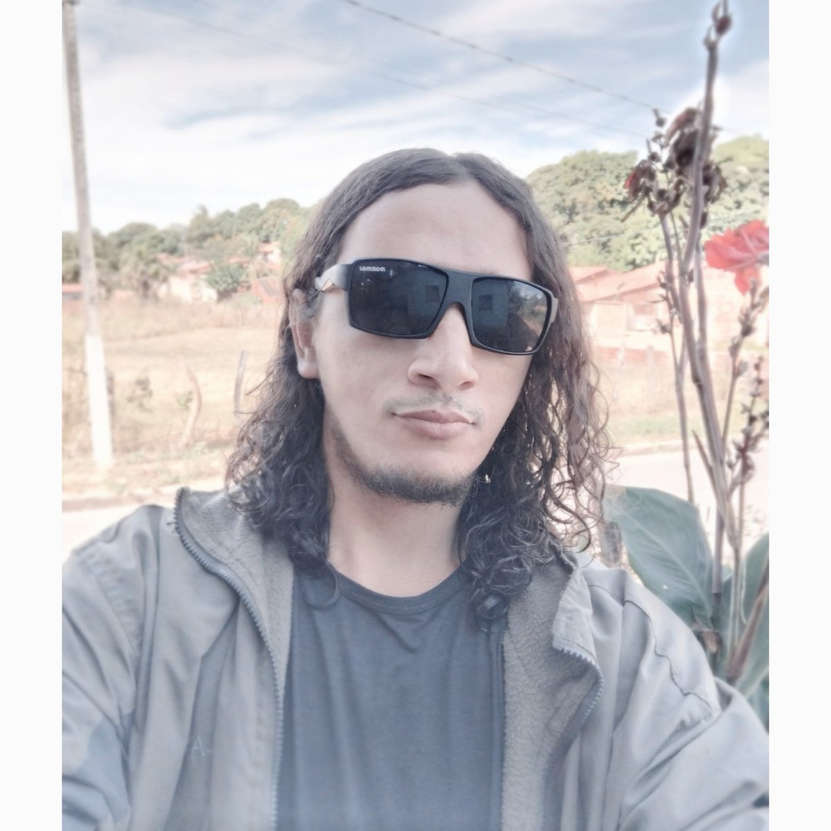 GoticoRonaldo's tweet photo. Bom Dia Amigos e Amigas! Gosto Dessa Foto📱Ótimo Sábado Pra Vocês 🖤❤️🫂☕️🏡⛅️🌸🌼🍂🍁🦋🦋🎮🎮🖥🎸🎼🎶🥰👍🏻😉 https://t.co/xA5YzNBLkz