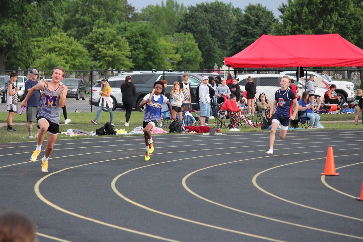 MFMSTF's tweet photo. Aiven Walker
⭐️6th➡️7th➡️8th 
100 14.56➡️13.34➡️12.40
200 (8th Grade Only) 25.64
4x100 57.84➡️54.54➡️47.28
Long Jump 14’2.5”➡️15’9.5”➡️18’9”

⭐️Nominated by 2️⃣ different sport coaches + unanimously voted scholar-athlete by MS teachers

⭐️School Records
8th Grade LJ
8th Grade 4x1 https://t.co/OIrfWnc6xF