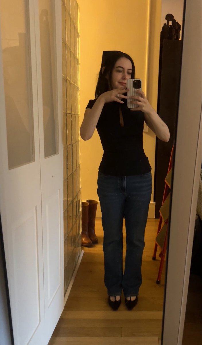 allie____g's tweet photo. Designed a spring dinner at @AChemeche’s gorgeous apartment last night https://t.co/yei7v7FXCn