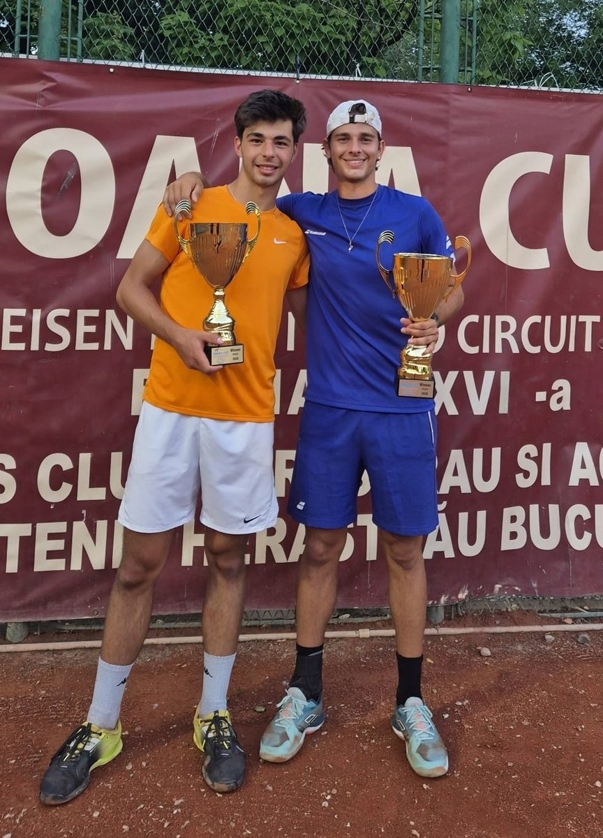 ComanWolf's tweet photo. Dubs Champs M15k Bucharest....1st tournement in 4 months since I broke my ankle🎾💪🙏🐺

#alexcoman #thewolf #intaro #lindegaz #tennis https://t.co/G9U3aFhzGw