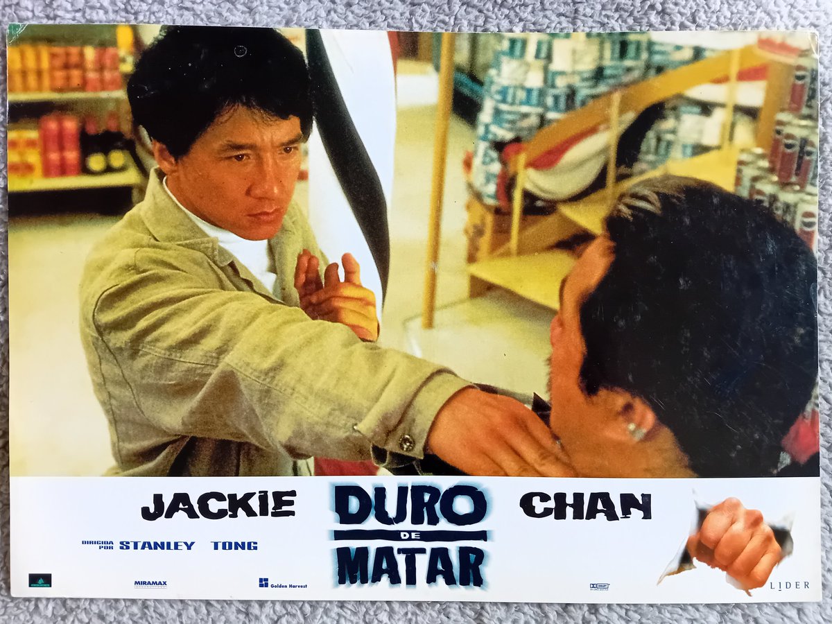 KevinChan478's tweet photo. Rumble in the Bronx (1995) Spanish lobby cards 1 to 4

#RumbleintheBronx #RedBronx #JackieChan #memorabilia #collection #AnitaMui 🌹 #BillTung #FrançoiseYip #StanleyTong @RK9192 @EyeOfJackieChan https://t.co/RHEdAsyPst