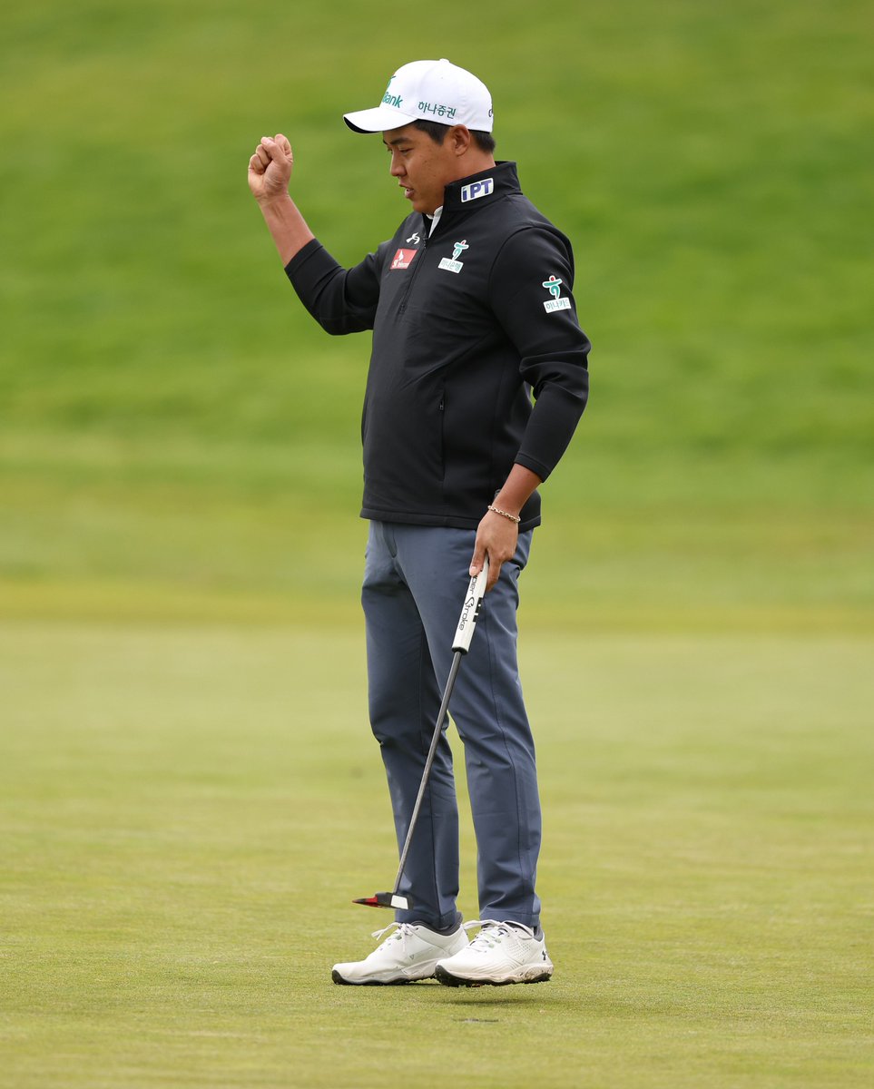 wales_golf's tweet photo. One week since The G4D Open Champions were crowned for the first time on Welsh soil 🏴󠁧󠁢󠁷󠁬󠁳󠁿

Llongyfarchiadau pawb, we hope you loved Wales as much as we do!

See you next year 🙌

@RandA @DPWorldTour @edgagolf @TheCelticManor https://t.co/MR0vskPwlE