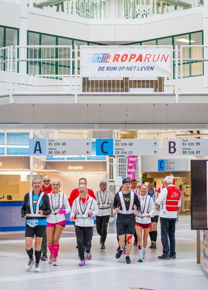 VincentL's tweet photo. Zondag 24 mei vindt in Ziekenhuis @Rijnstate de doorkomst plaats van @Stg_Roparun. Een evenement onder regie van @vriendenfonds  Vriendenfonds en het Rijnstate Oncologisch Centrum. 

https://t.co/3kXBhEaJQA

“Dit bericht wordt aangeboden door VDZ HogerOp”

#arnhem #intoarnhem https://t.co/NMFupDMijx