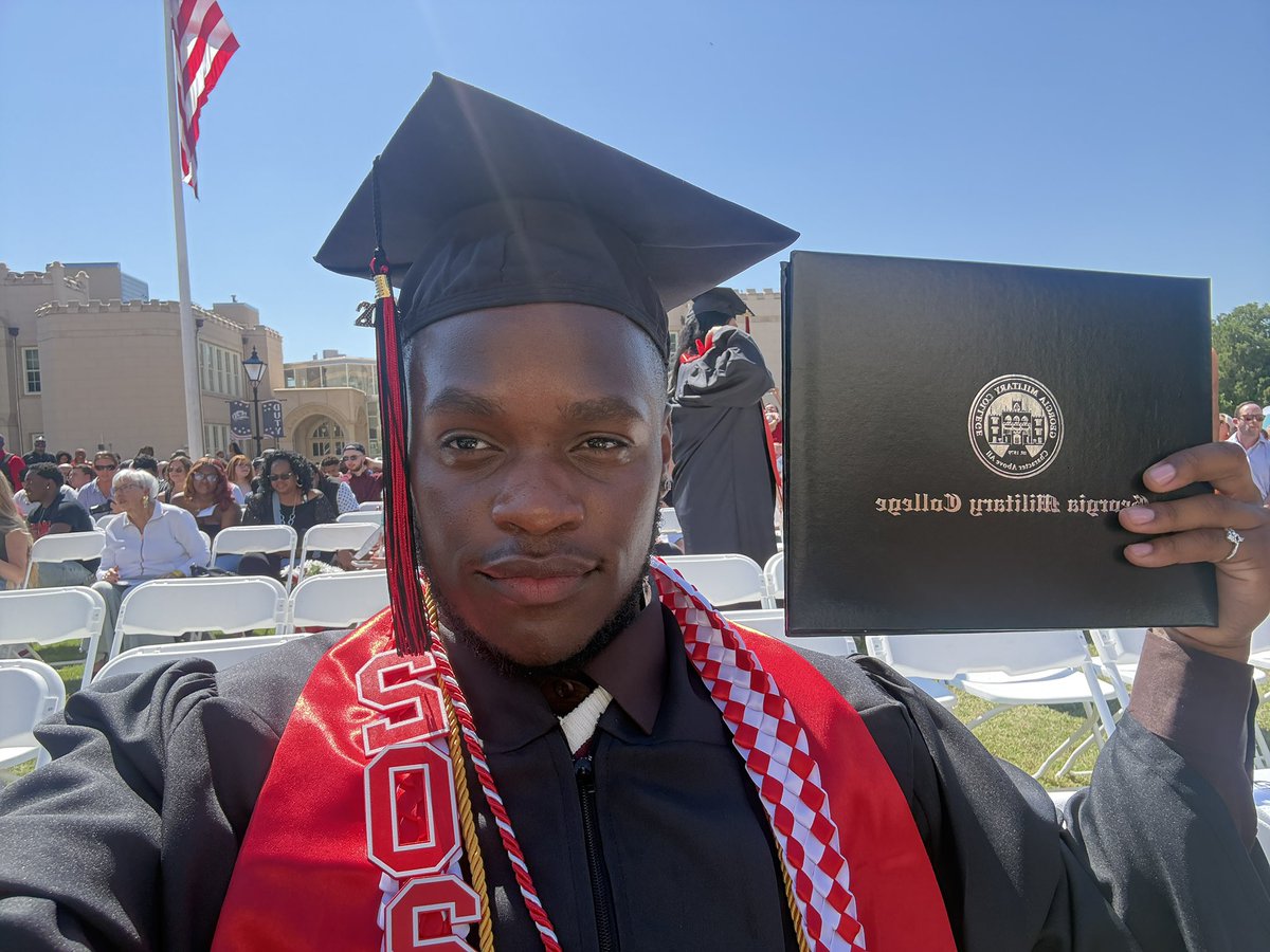 kkkaalebb's tweet photo. I never knew how to celebrate my accomplishments because in my head they are things that need to be done… https://t.co/fakgd846yQ