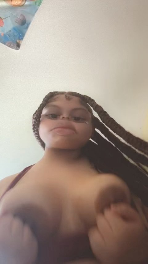 user1639281's tweet photo. latina girl with big tits😩  #teen #tits #sexy https://t.co/8YKdov3kli