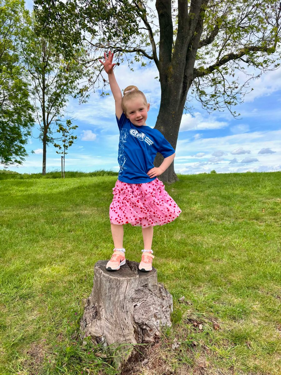 PyjamaFairies's tweet photo. Everyone in Fairyland would like to give a huge THANKYOU and an even bigger WELL DONE to Lucy and Thomas, who ran in the Edinburgh Marathon Festival today and together raised £350 for Pyjama Fairies.

Love and fairy dust,

Windmill Fairy 💕 https://t.co/TsaI5uDXFu