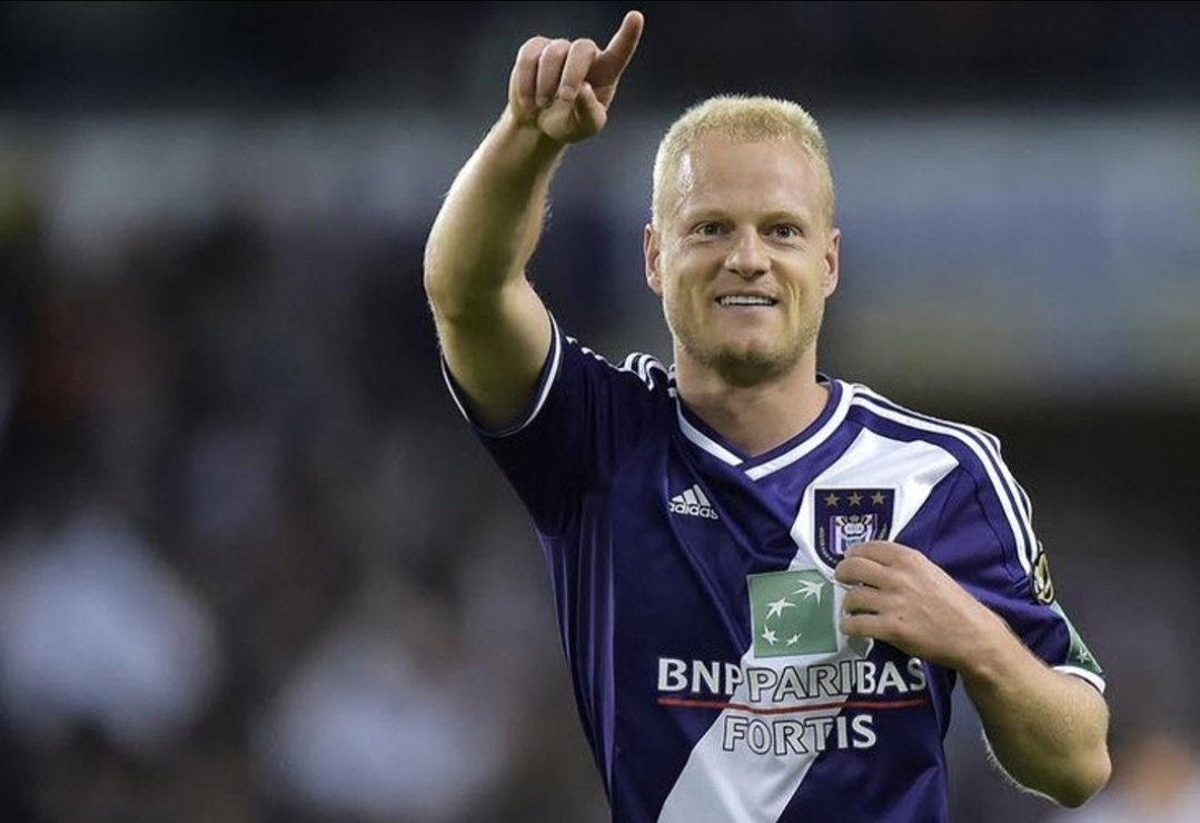 Purple Anderlecht tweet media