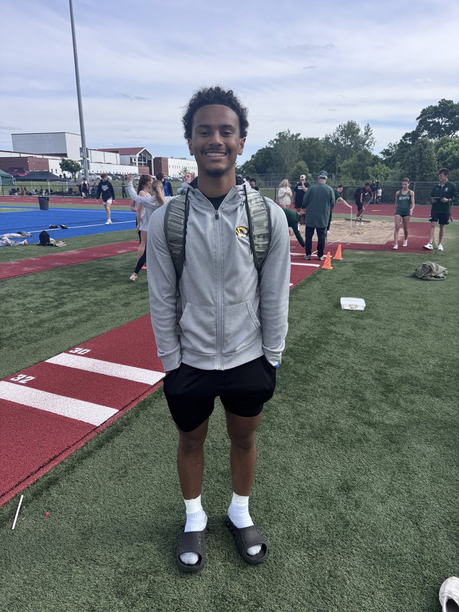 FHSMensTrack's tweet photo. David Russell qualified in the TJ after qualifying earlier in the LJ! Great job!
@FESTUSAthletics (The TJ entry was incorrect, David won the TJ!) https://t.co/BaXhEY4t2V