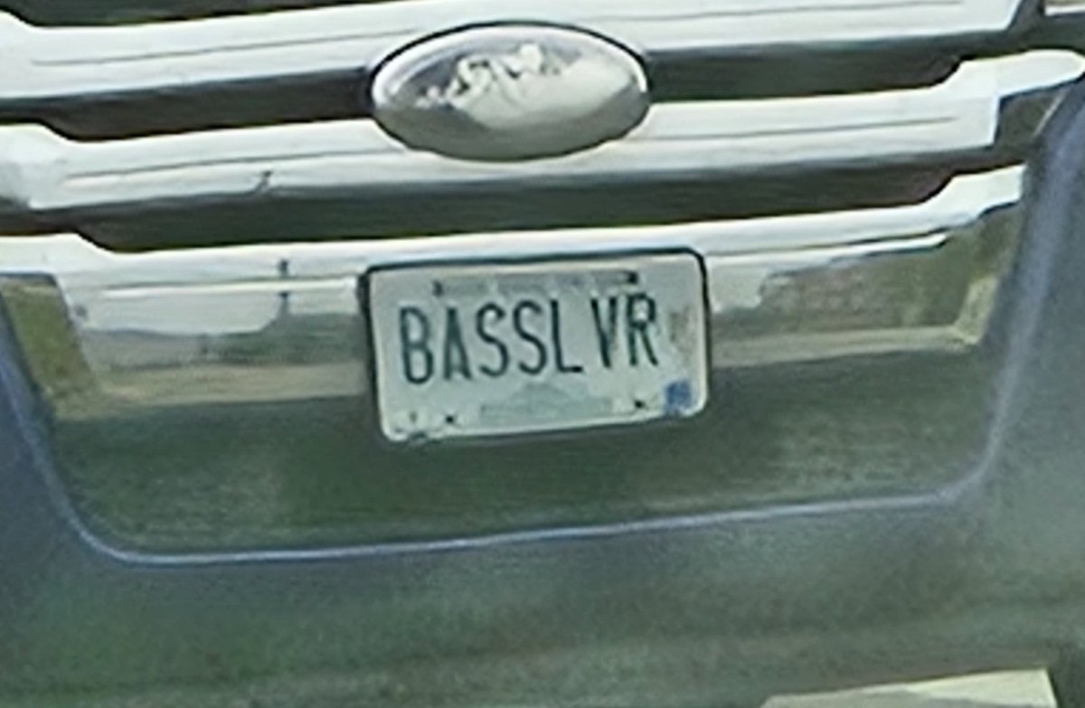NH Vanity Plates tweet media