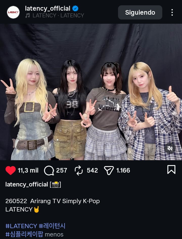 maiyusk's tweet photo. Las Latency subiendo fotos como si el fandom no se estuviera muriendo en este momento https://t.co/EswPXxA0eL