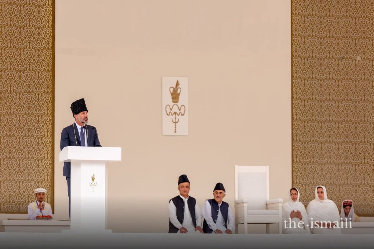 AzmatHilbi's tweet photo. HH prince Rahim Aga Khan V.
Chitral Pakistan 
#Pakistanismaili 
#ismailicanada 
#ismailiindia #everyone https://t.co/8zjs5pi6NB