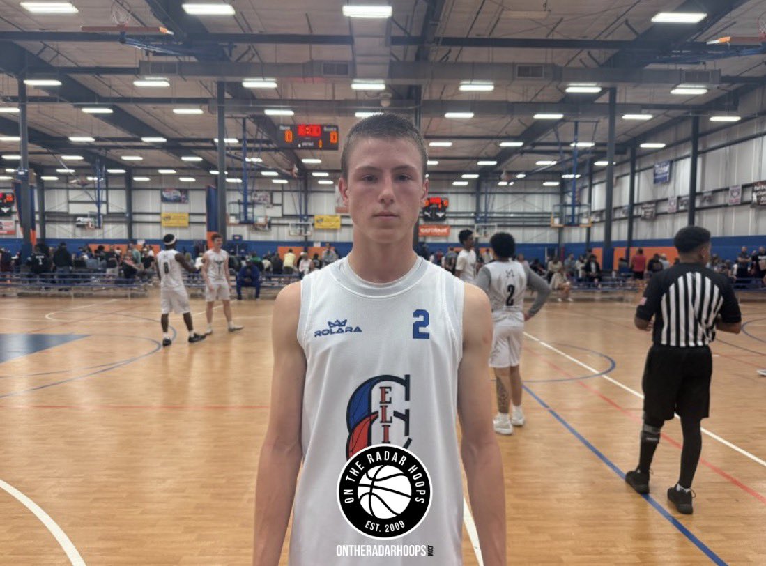 TriHoopsNet's tweet photo. 6’1 2029 Liam Dry (CC Elite) is a natural shooter with a quick release and real confidence. Gets it off clean, spaces the floor well, and has the type of shot that defenses have to respect immediately. Put on a show, and made his defenders respect his shot. https://t.co/phPgBd1ZTT