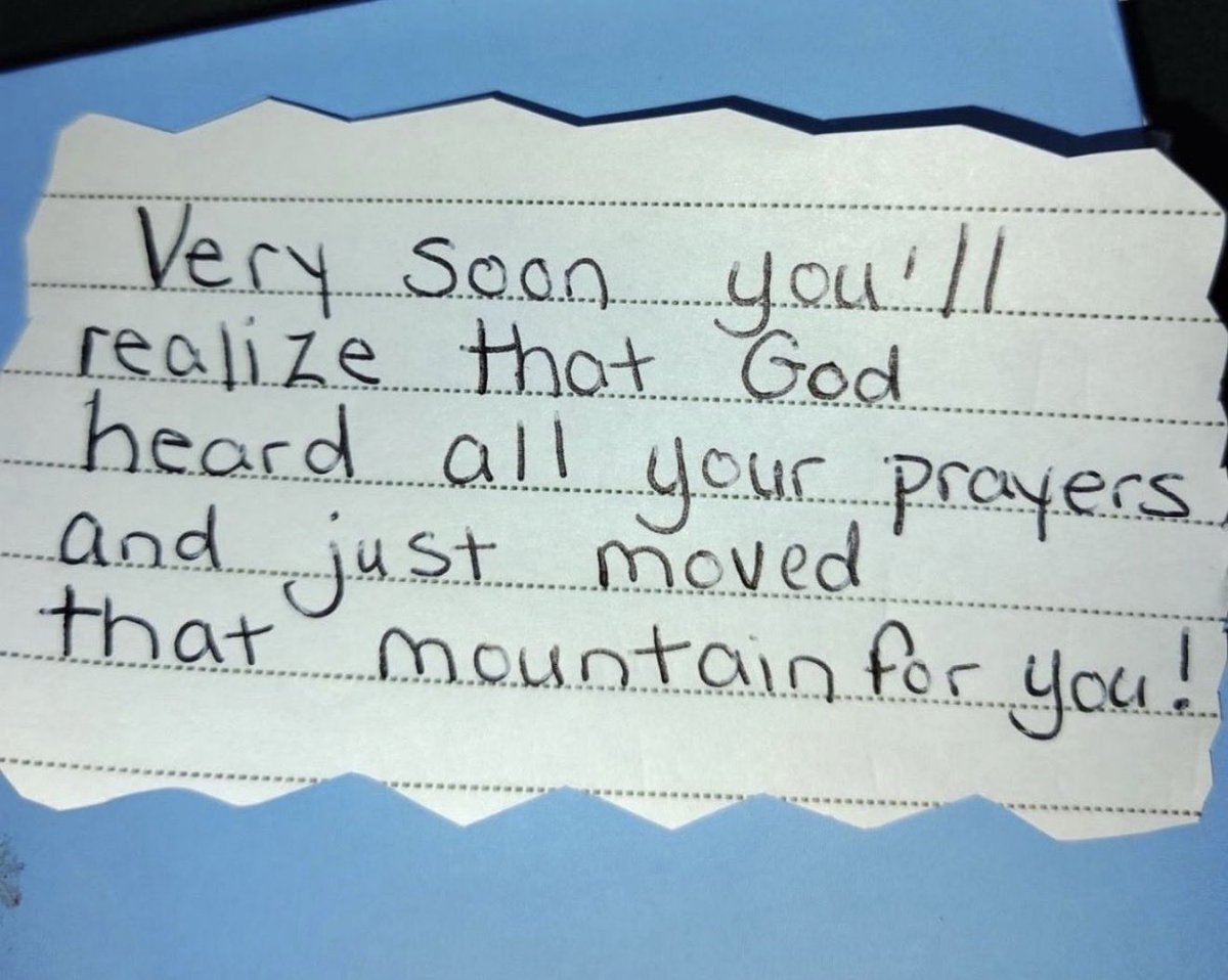 O_L_Mayers's tweet photo. Because one of these is sitting heavy on someone’s mind…someone’s heart…someone’s spirit today.

Maybe the reminder wasn’t just for me to read, but for me to share. #WorthSharing https://t.co/bmBmH3u2py