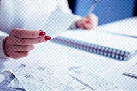 AlamoCapital's tweet photo. Understanding what qualifies as a legitimate tax deduction — and what doesn't — can help side hustlers avoid costly mistakes, reduce audit risk and keep more of their hard-earned income. https://t.co/2Bec977sQY https://t.co/4ExZHNRDwj