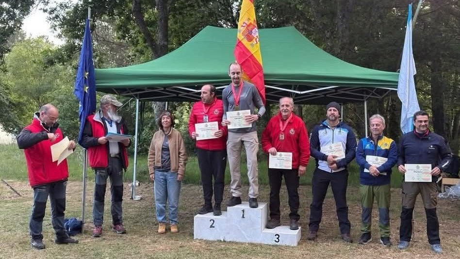 rfedeto's tweet photo. 👥👤 Equipos de Club 

1️⃣ Agarto A (GAL)

🔵 FTR

🥇 SÁNCHEZ DELGADO, Manuel (ARA)
🥈 PÉREZ DE ONRAITA, Aitor (NAV)
🥉 RUIZ SASTURÁIN, Miguel Ángel (NAV)

👥👤 Equipos de Federación  

1️⃣ GALLEGA
2️⃣ NAVARRA 
3️⃣ ASTURIANA A 

#rfedeto #TiroOlímpico #ShootingSport https://t.co/XMPvtlOQ8I