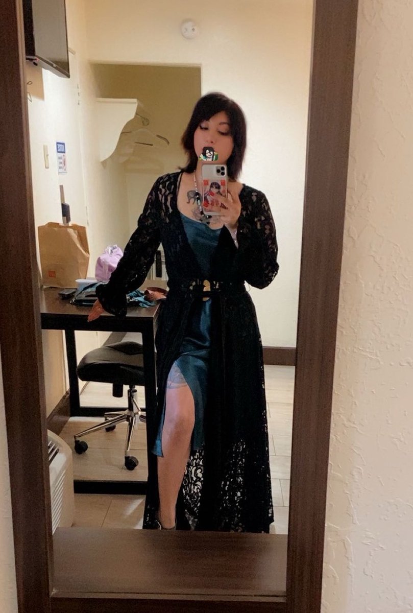 Femme Xin tweet media