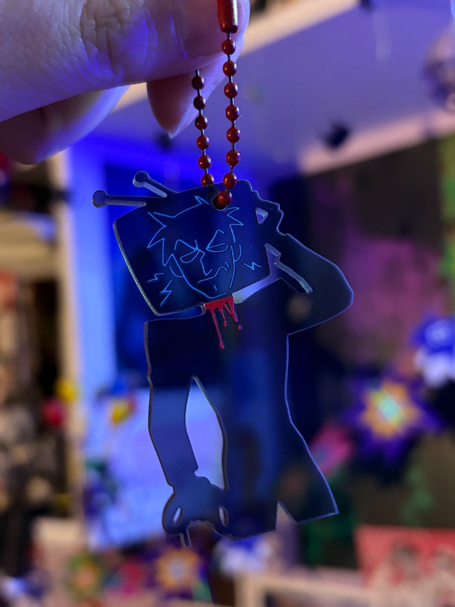 sblrnik_art's tweet photo. #shadowmedia keychains kinda 🥸 https://t.co/ExKOMYUOXP