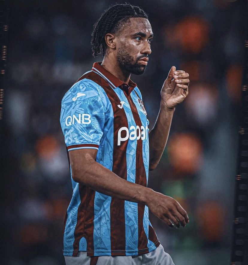 Furkannnt20's tweet photo. Dünden beri herkes her şey övülüyor ama Tim Jabol Folcarelli övgüsü çok az. Muhteşem bir adam ya. Sahada olduğunda karşısında kim olursa olsun orta sahayı forse ediyor. Kadroya ilk yazacağım 2-3 isimden biri kesinlikle. https://t.co/EJS9krYZgR