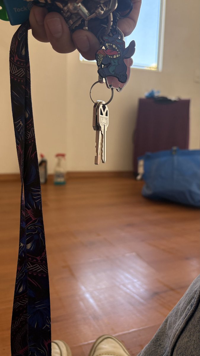 annachavezp's tweet photo. Hace 1 año firme mi contrato de depa ✨
Y hoy, un nuevo carrito 🥺✨ https://t.co/TlnP4by3pp
