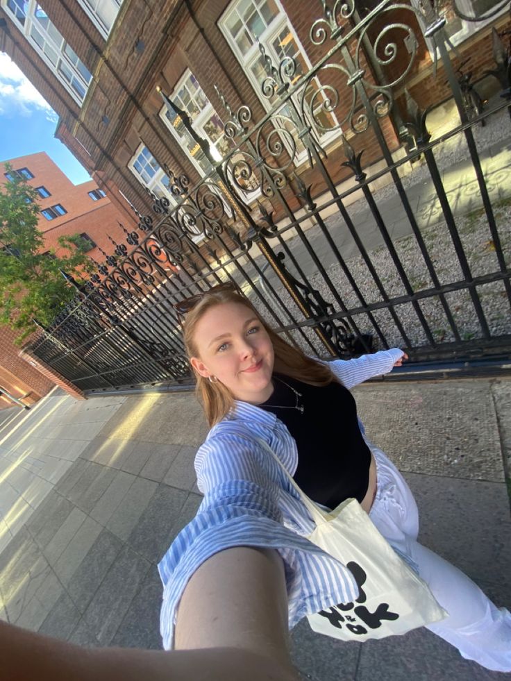 Alice lauren tweet media