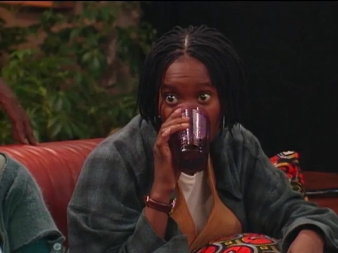 CrazySpitFire89's tweet photo. @Reek092 @bingew0rthy @Porsha4real Sadly no one cares now, she should of focused on the album and not spreading lies about her cast during those interviews https://t.co/x6pk4h9kGP