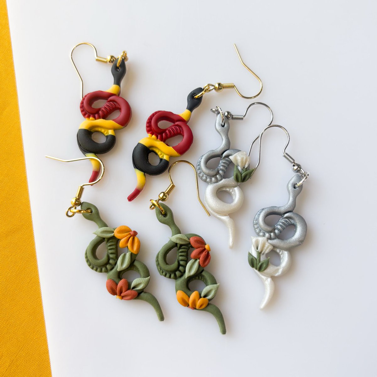 aimee makes earrings • tweet media