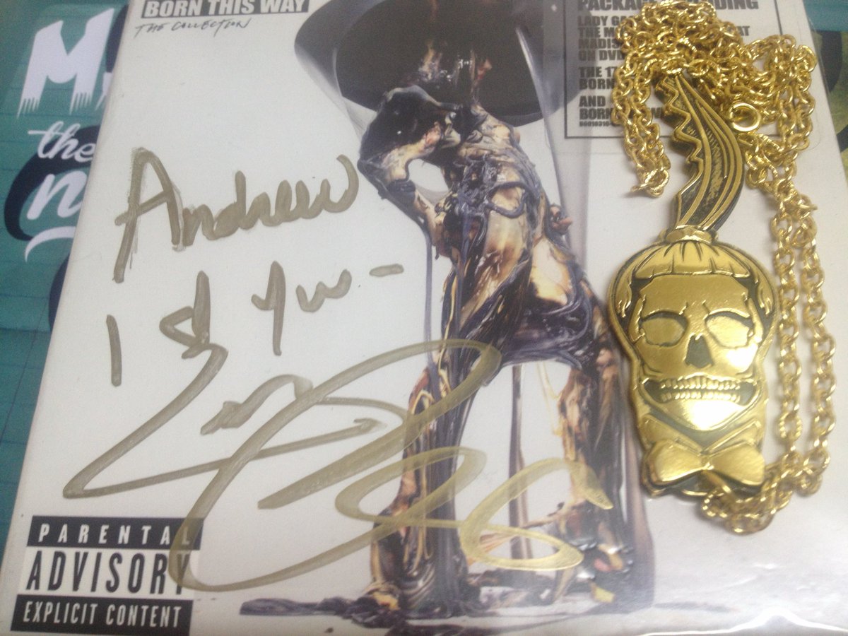AndrewDicksonTM's tweet photo. @ladygaganownet She handed me a key necklace from the Born This Way Ball castle, and that moment completely changed my life! https://t.co/FTTnelVpIJ