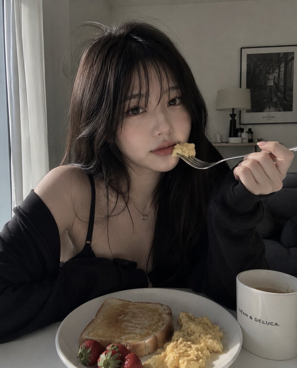 Mina Sato tweet media