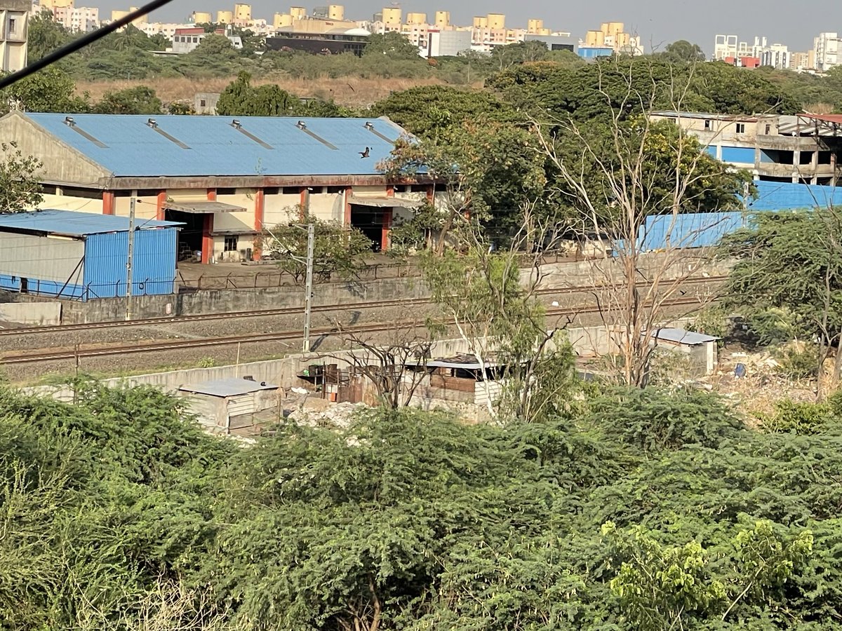 neelac9's tweet photo. @RVikhePatil @RVikhePatil sir pls see encroachment on Irrigation Dept land near #Hadapsar, #BTKawaderoad #Pune: debris dumping, garbage, illegal sheds &amp; tree destruction around dept canal. This may worsen flooding. Request urgent action. Photos attached. @PMCPune @CollectorPune https://t.co/o33VYXMBdA