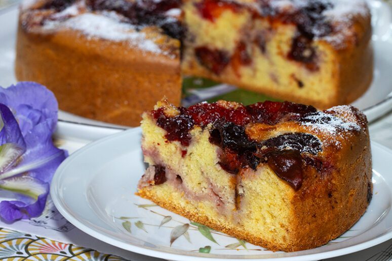 CompileM1Menu's tweet photo. Après le salé, Jackie nous plonge dans la gourmandise avec ce gâteau. 
https://t.co/PVKIWwIqOp https://t.co/nw0G9UYMCo