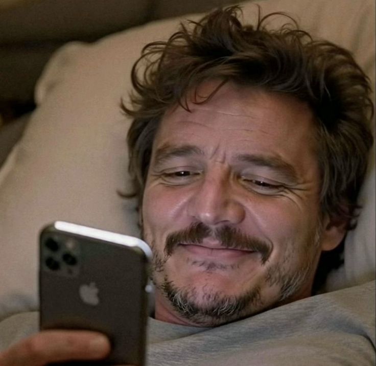 fvckfemi_'s tweet photo. me rewatching the aesthetic thirst trap I posted on my IG story every half hour because in the end I really did it for me https://t.co/yPUNzZQLAs