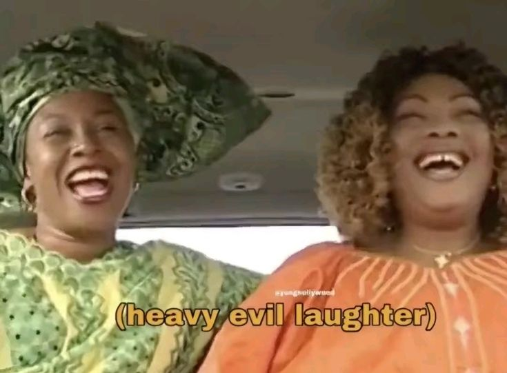 chrisdadiva's tweet photo. @Hybrid_Ola So people still dey believe all these spiritual bullshit stuff for this 2026 🤣🤣😂“forward to 20 people” broadcasts is really at work 😂Na this kind time, i dey like go buy something for aboki store around 11pm 🤣😂Aboki no dey close ooo 🤣🤣 https://t.co/PK2pFpmCRz